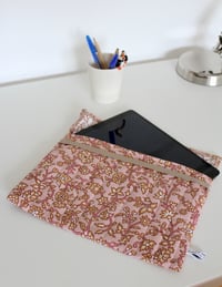 Image 1 of Pochette pour tablette