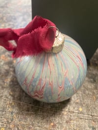 Image 2 of Large luxury hand marbled ceramic bauble with The Natural Dye Works silk ribbon, in gift box - no.1