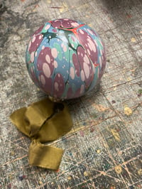 Image 5 of Large luxury hand marbled ceramic bauble with The Natural Dye Works silk ribbon, in gift box - no.4