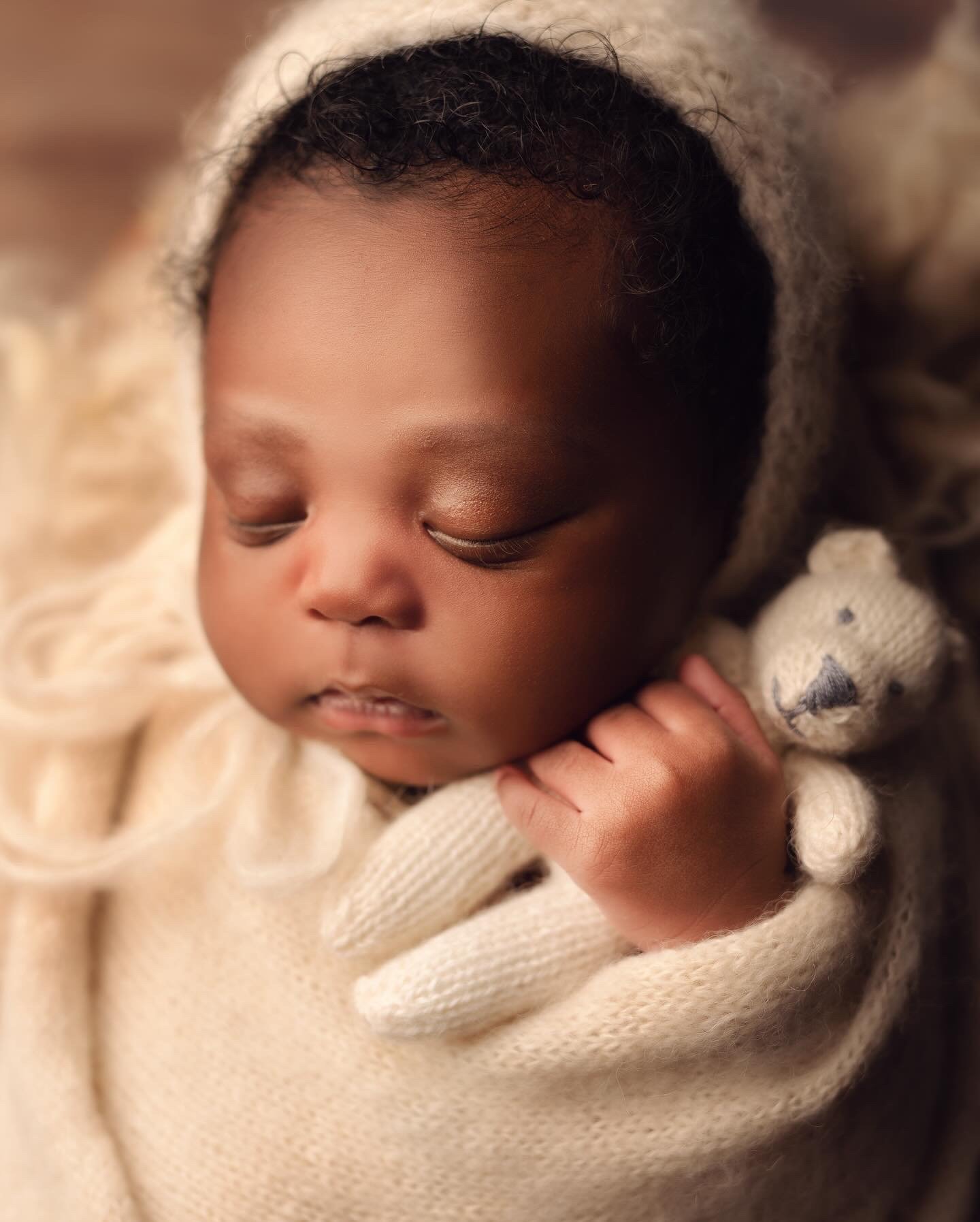 Image of NEWBORN Editing Video