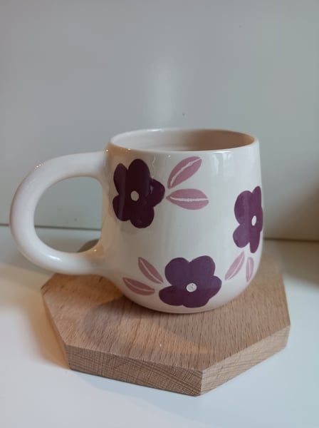 Image of Tasse fleur prune