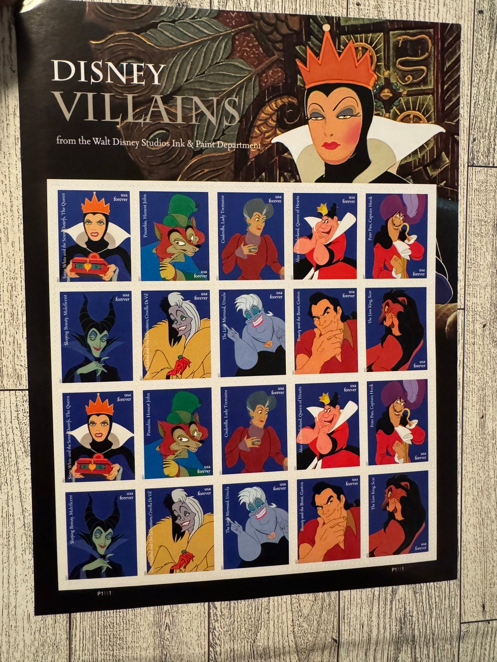 USPS Disney Villains Stamps 5 Books (100 Stamps)