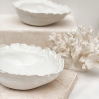Image 1 of La Concha Small Bowl White
