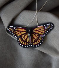 Image 5 of "Le Monarque" - Necklace (orange)