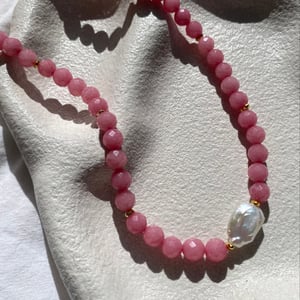 Image of Martine Pink Necklace