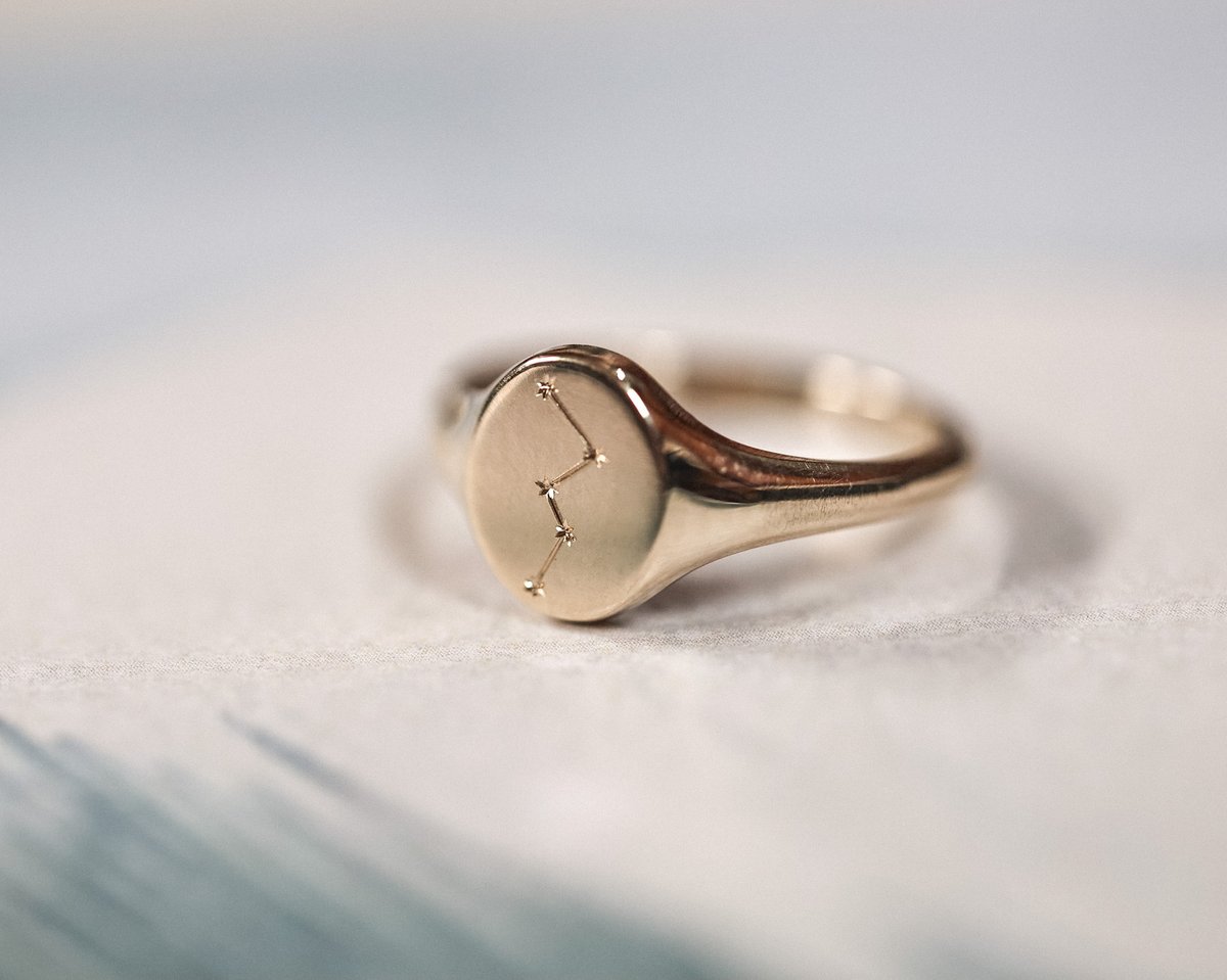 Image of 'Cassiopeia' signet ring