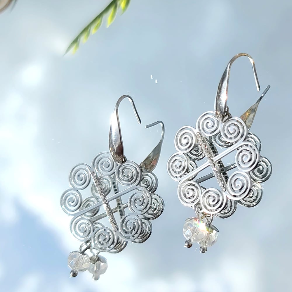 Image of Der Earrings - Hypoallergenic, Czech Beads