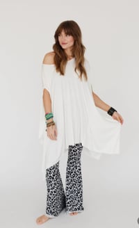 Image 2 of Cher Leppard Flare Light Grey