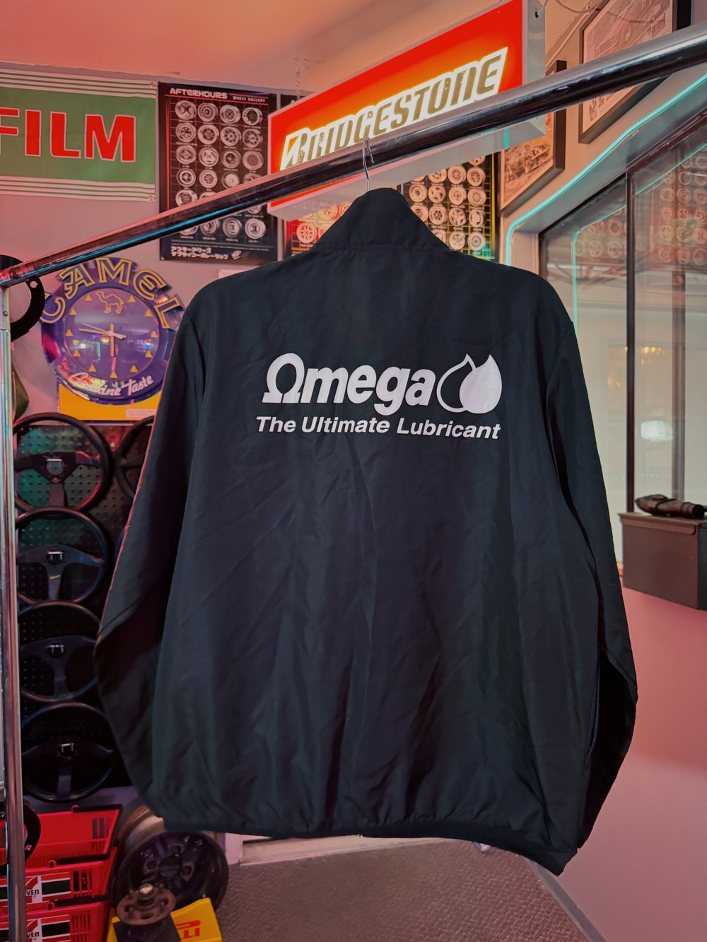 OMEGA Oil Matte Windbreaker (Medium)