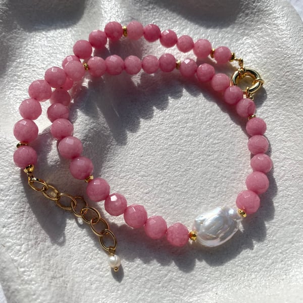 Image of Martine Pink Necklace