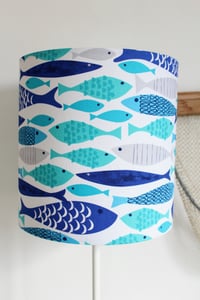 Image 2 of Abat-jour "Poissons turquoises"