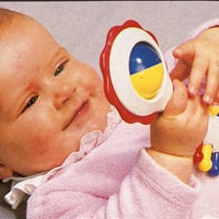 Image 4 of Hochet fleur Ambi Toys années 90 avec boîte