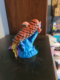 Image 2 of Flexi Dolphin w/ Wave display