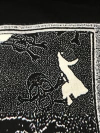 Image 3 of Call Hell T shirt (corte femenino)