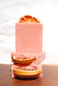 Image 1 of Grapefruit Soap Bar | Bright & Energizing Skincare