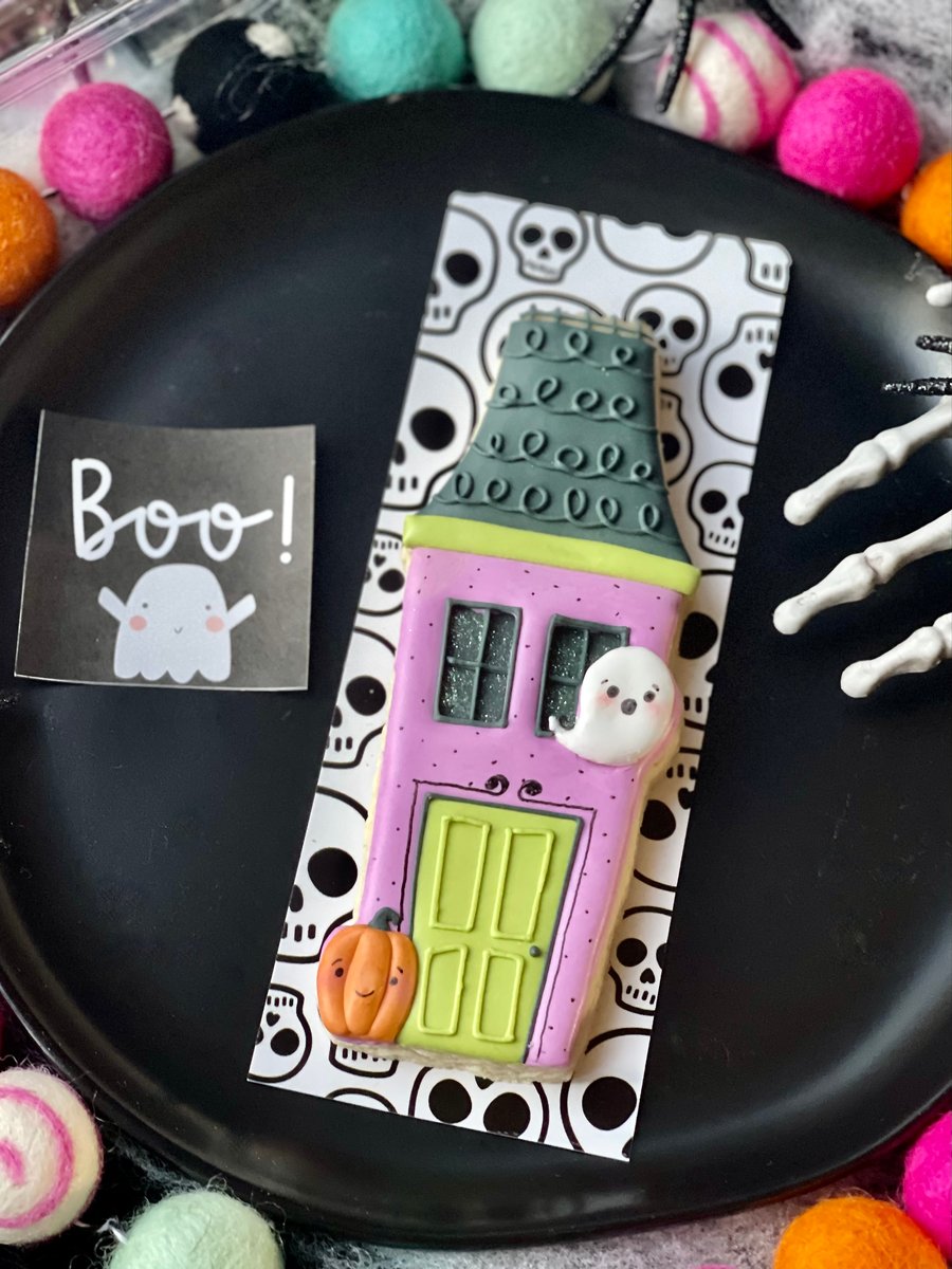 Image of Haunted House Cookie