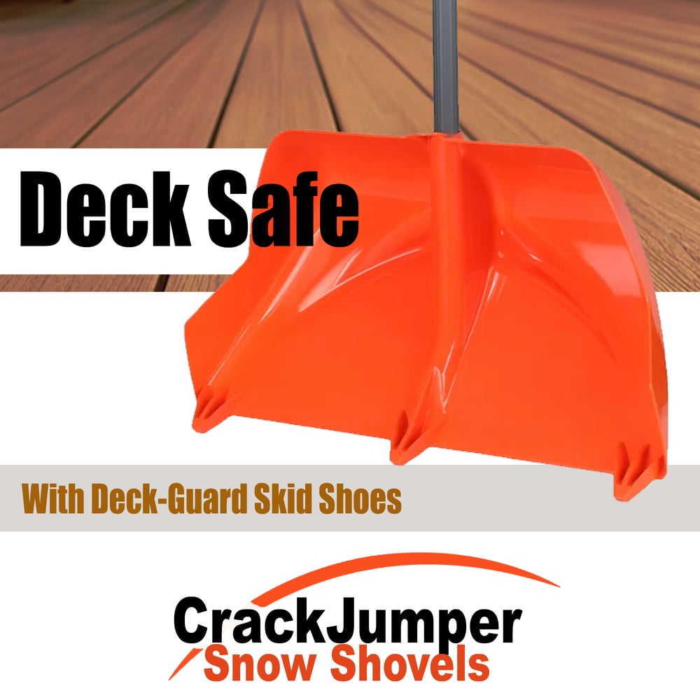 Image of CRACK JUMPER SHOVEL | The snow shovel to use on composite decking