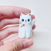 Image 7 of B graded white cat with gojo outfit figurine 1