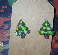 Christmas trees made like brownies on the bottom