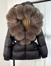 Image 3 of ’𝐃𝐎𝐋𝐂𝐈𝐄’ coat