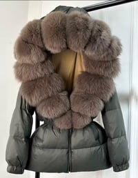 Image 4 of ’𝐃𝐎𝐋𝐂𝐈𝐄’ coat