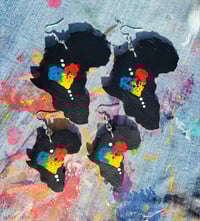 Image 4 of Congo Love earrings
