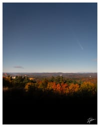 PRINT: COMET C/2023 TSUCHINSHAN–ATLAS OVER CLAREMONT, NEW HAMPSHIRE