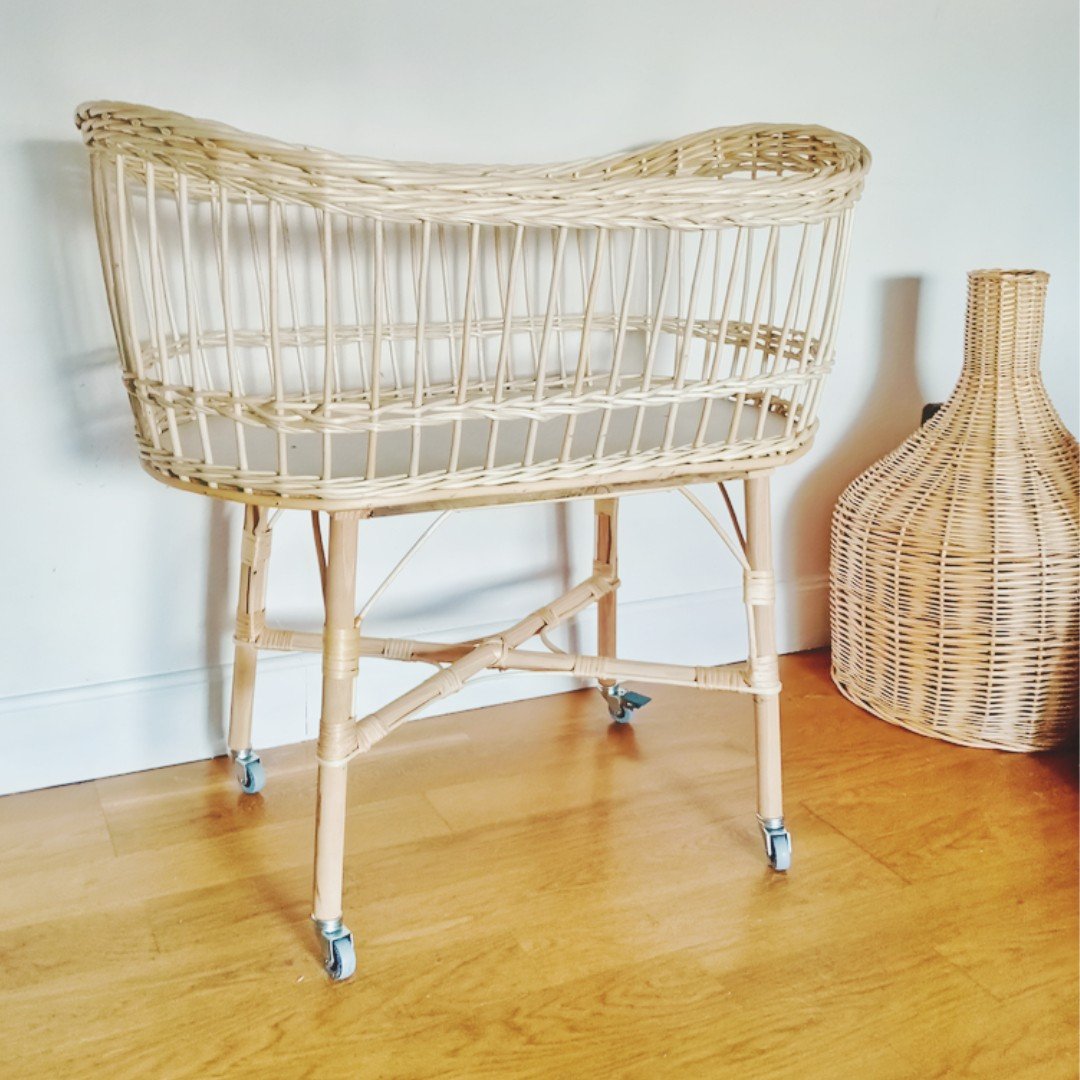 Image of Moisés/Minicuna de mimbre Menorca