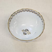 Image 3 of Antique Georgian Spiral-Fluted Gilded Tea Bowl circa Late 18th Century