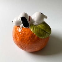 Image 1 of Tirelire Snoopy orange années 70