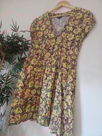 Image 2 of Vintage orange and yellow fitted floral button tea dress UK 10