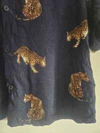 Image 3 of Vintage navy blue leopard motif print raw hem shirt UK 10