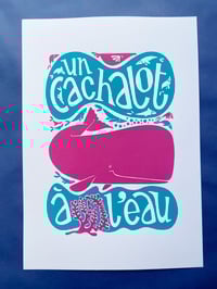 Image 4 of Un cachalot à l'eau