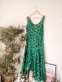 Image 3 of Vintage green black leaf print a-line gathered dress UK 12 14 16