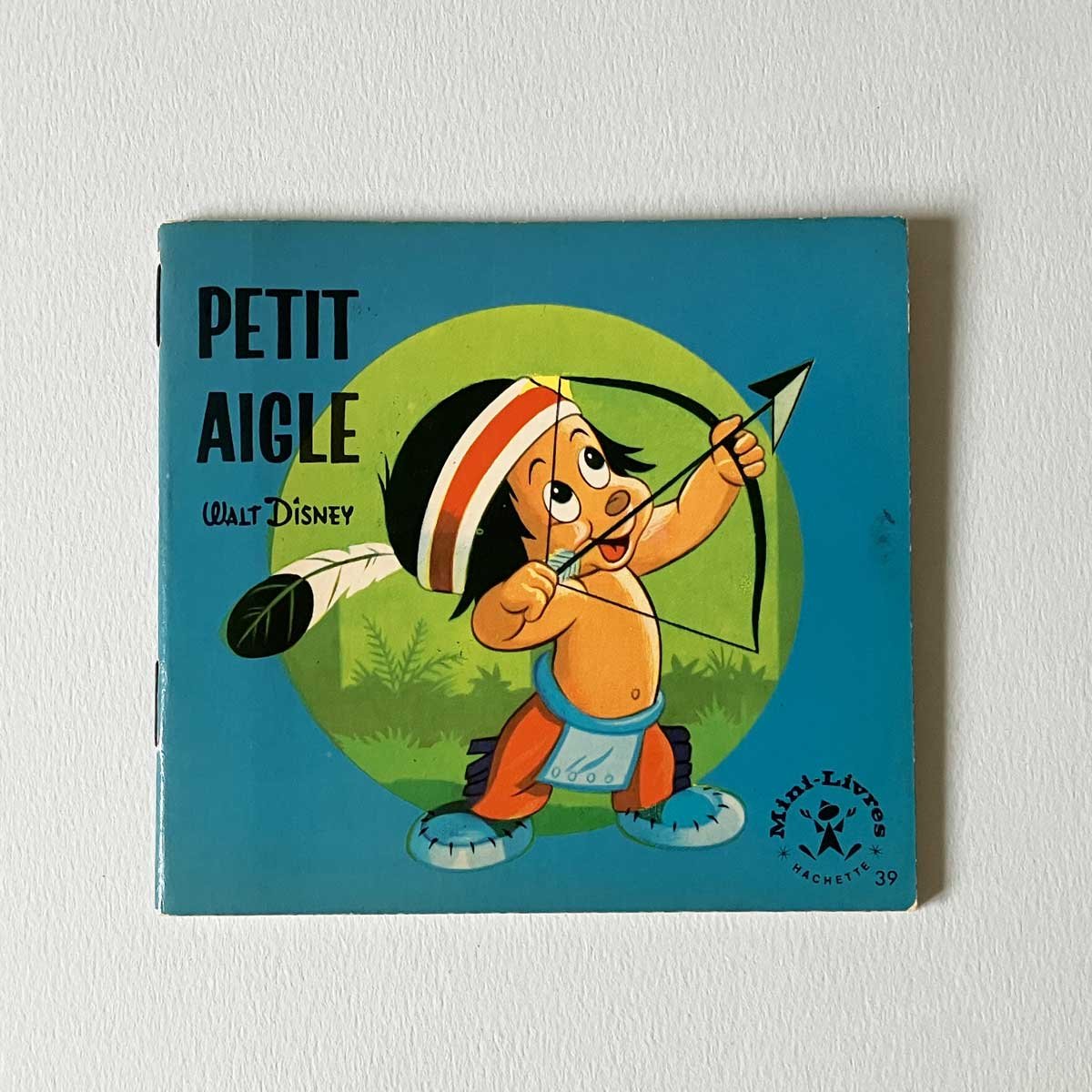 Image of Petit aigle Mini livre Hachette années 60