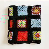 Image 4 of Couverture crochet 90 x 132 cm années 70
