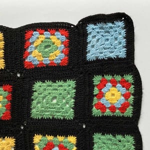 Image of Couverture crochet 90 x 132 cm années 70