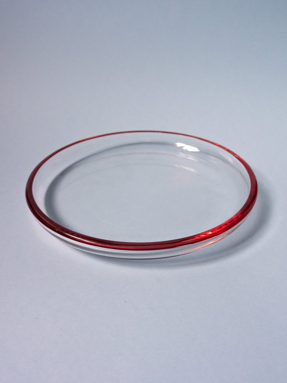 Image of red rim plate