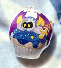 Image 1 of Meta Knight Cupcake plush Pillow Keychain