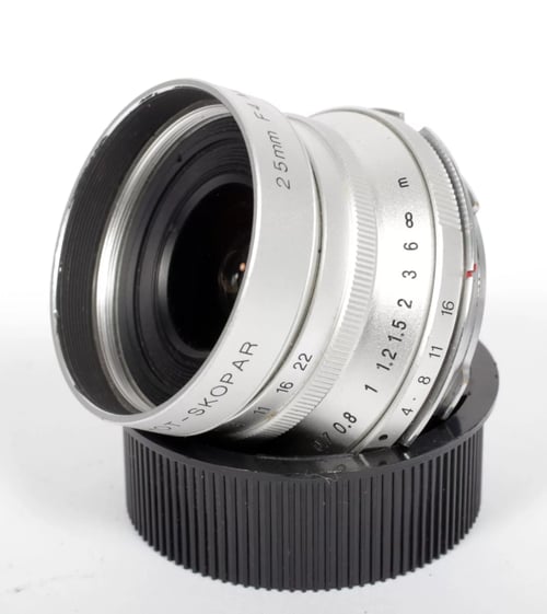 Image of Voigtlander Snapshot Skopar LTM + Leica M mount adapter 25mm f/4 Lens #4434