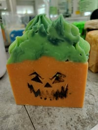 "pumpkin head" soap bar