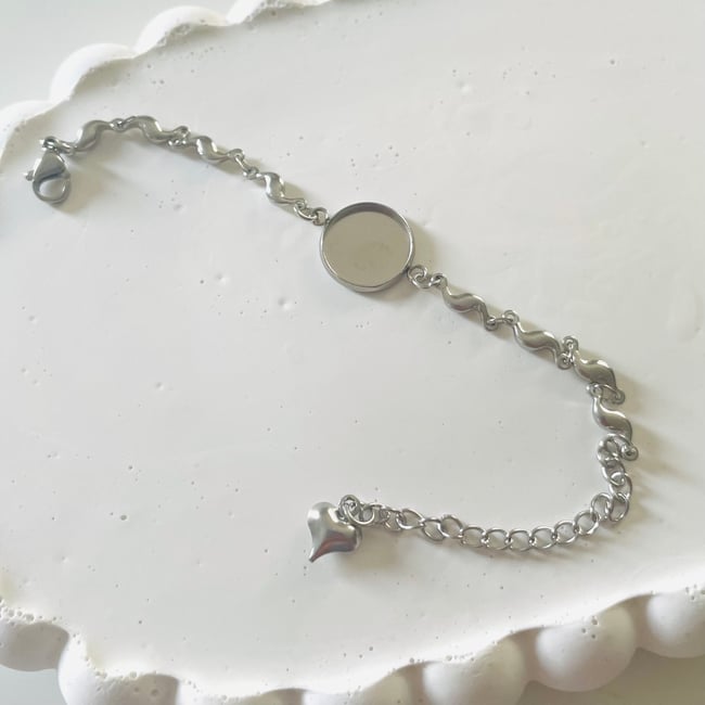Bezel Setting Bracelet