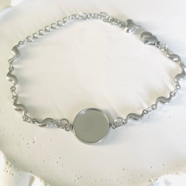 Bezel Setting Bracelet
