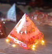 Image 1 of Pyramide Cristal Sérénité ✨️🩷