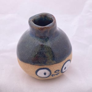 Image of Two eyed vase