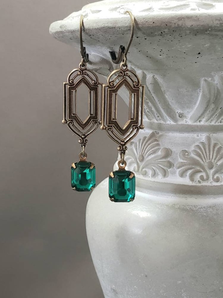 Image of Emerald Green Art Deco Earrings - 1920s Art Deco Jewelry - Vintage Style Crystal Earrings - Flapp...