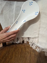 Image 3 of Repose cuillère avec motif cœur