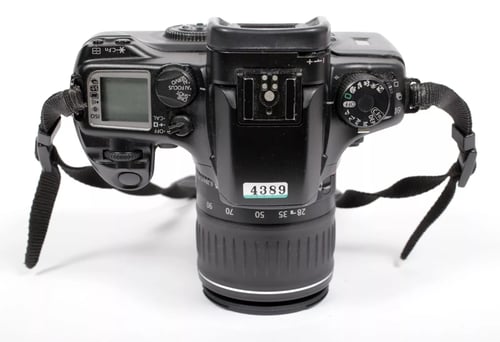 Image of Canon EOS ELAN 7E 35mm SLR Film Camera with 28-90mm II USM zoom lens #4389