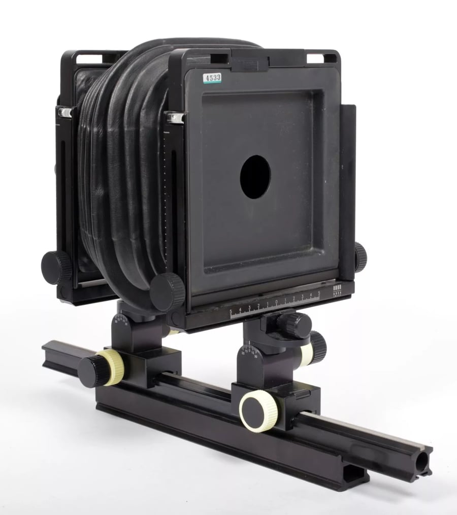 Image of Arca Swiss Discovery 4X5 camera with telescoping rail and universal bellows #4533