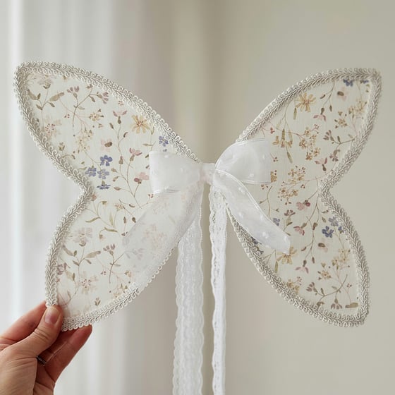 Image of Wildflower linen wings (small and medium)